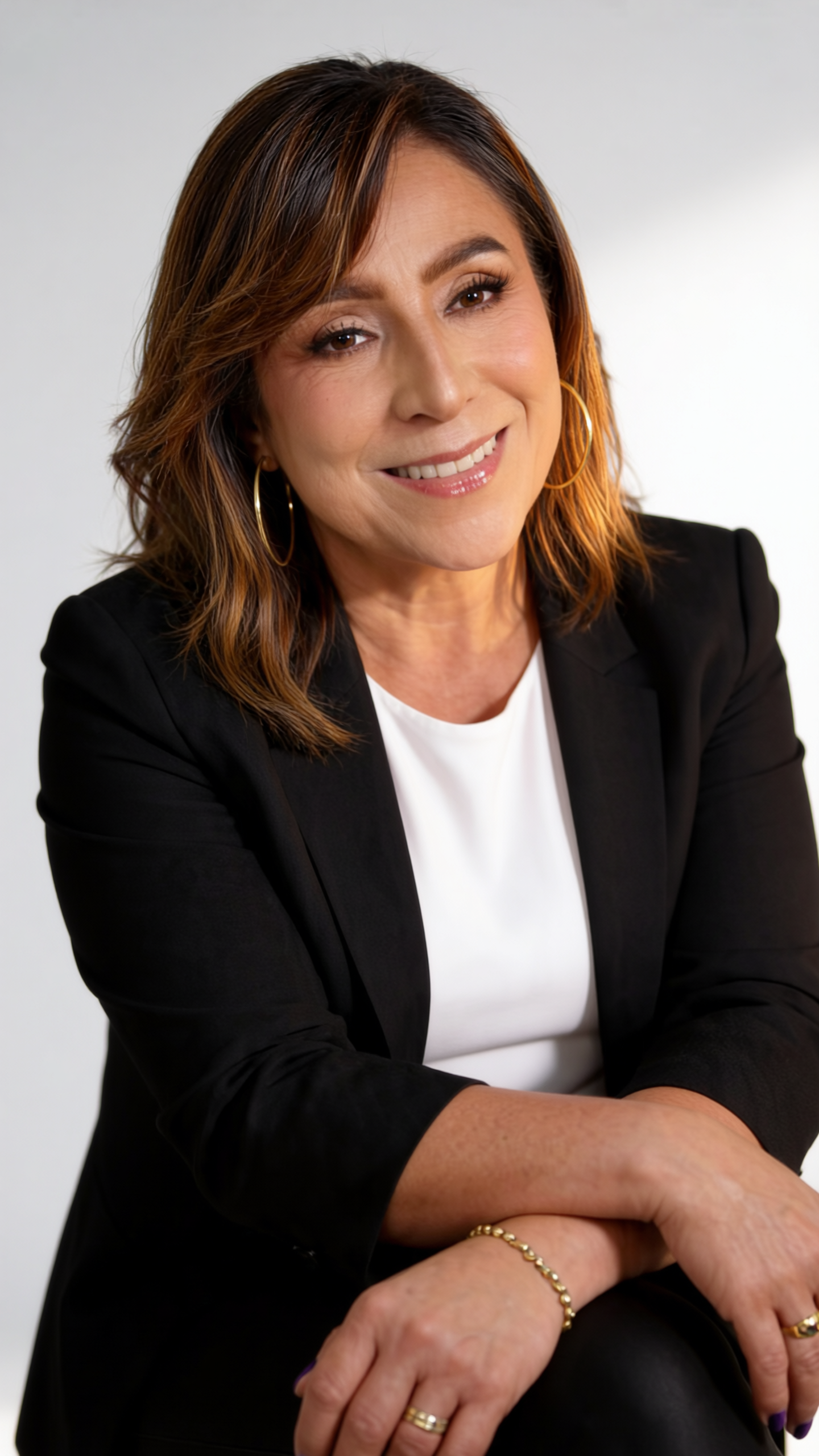 Avatar IA hiperrealista — dona professional amb jaqueta